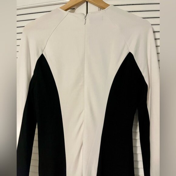 NWOT bebe Black and White Long-Sleeved Knee-Length Dress with Gold Chain Accent - Picture 7 of 8